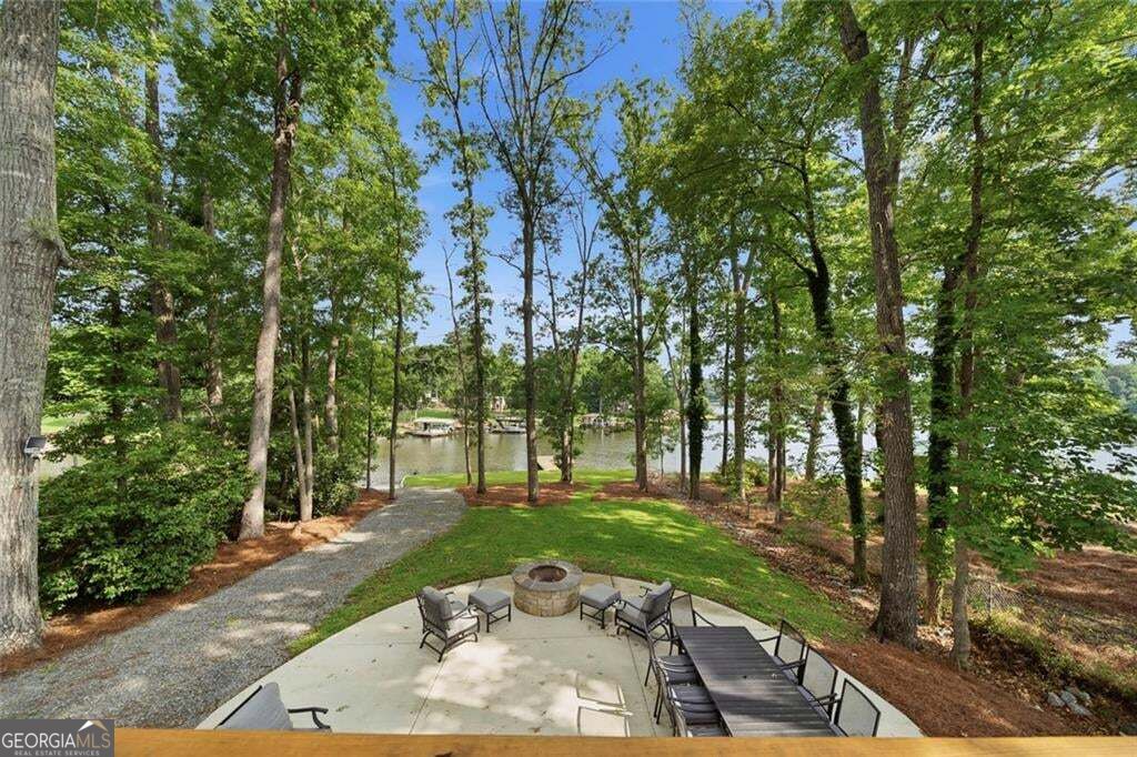 233 Lakeshore Drive Property Photo 45