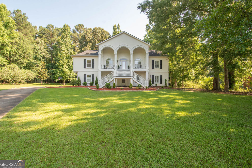 115 Hazelridge Lane Property Photo 1
