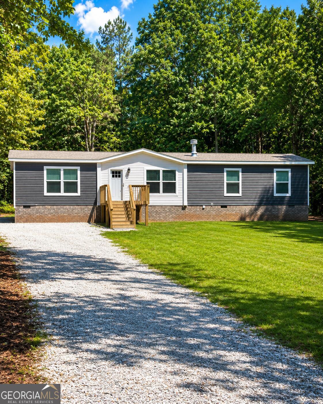 1156 Huntington Drive Property Photo 1