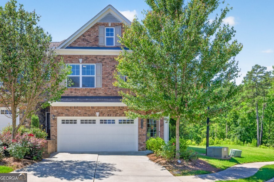 2113 Buford Town Drive Property Photo 1