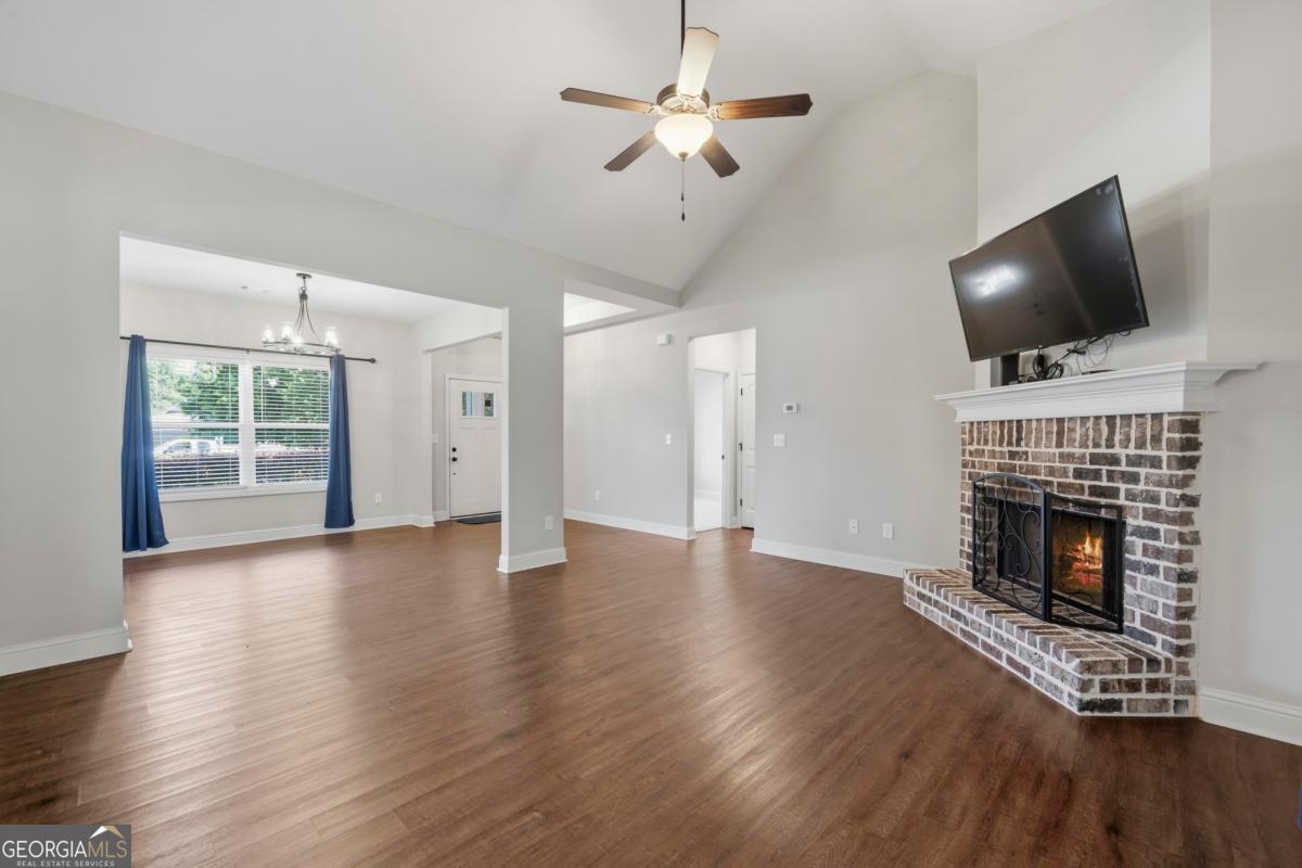 166 Alexander Lakes Drive Property Photo 8