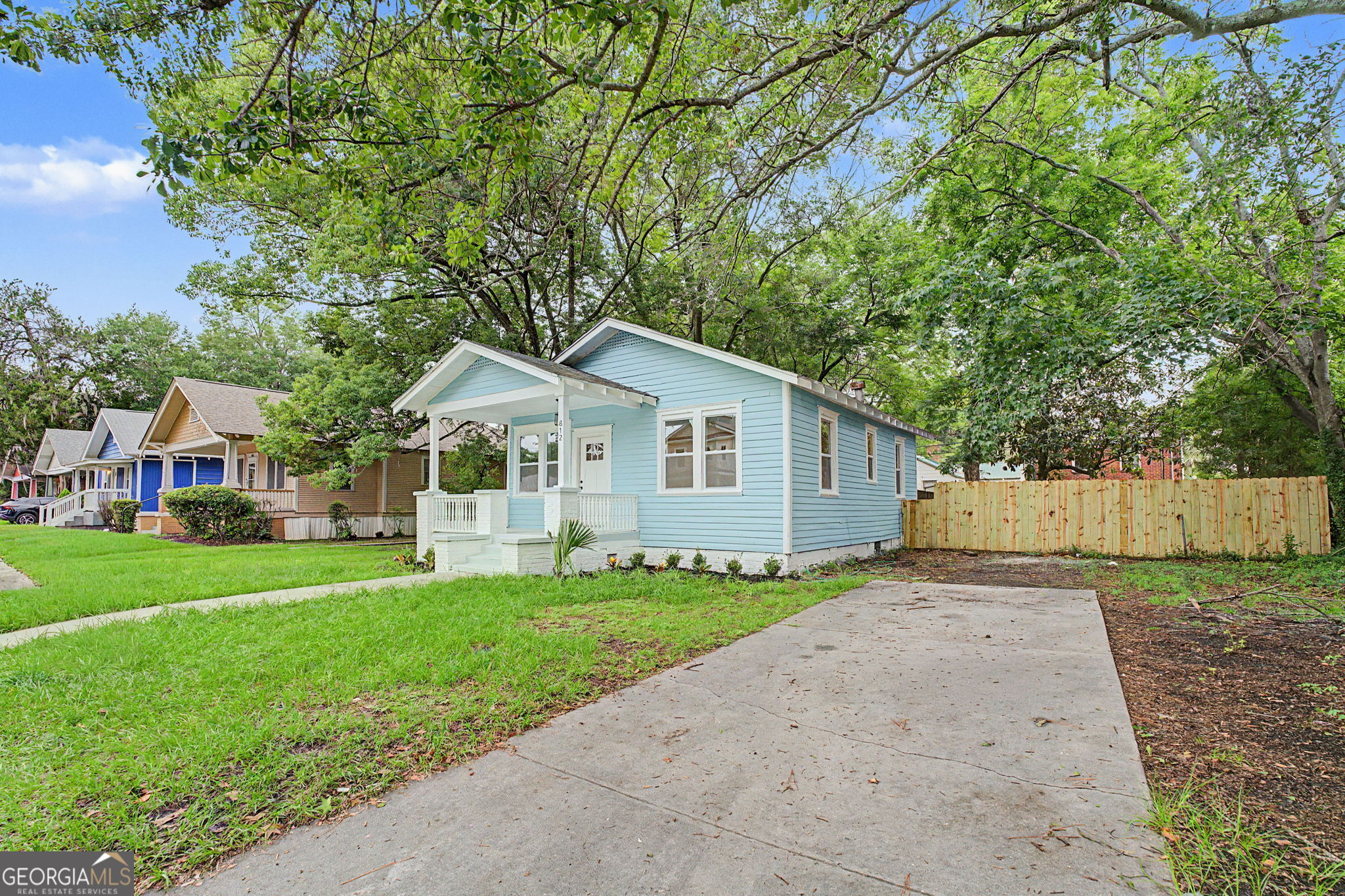 812 E 33rd Street Property Photo 3