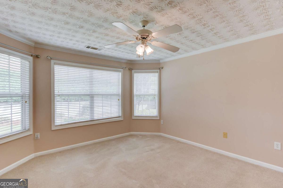 69 Clubhouse Drive Property Photo 11
