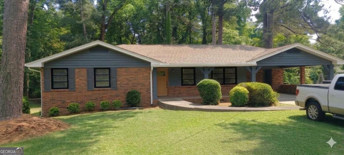 3838 King Arthur Road Sw Property Photo 1