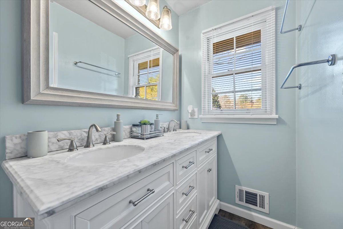 4283 Hiram Lithia Springs Road Sw Property Photo 21