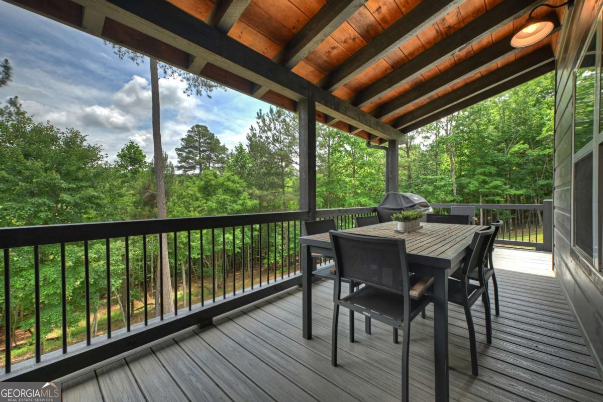 210 Ridge Top Trail Property Photo 21