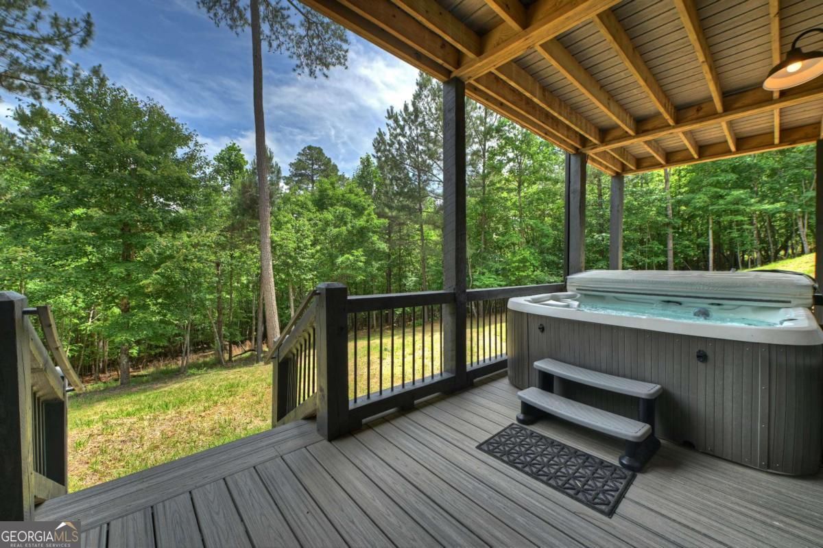 210 Ridge Top Trail Property Photo 30