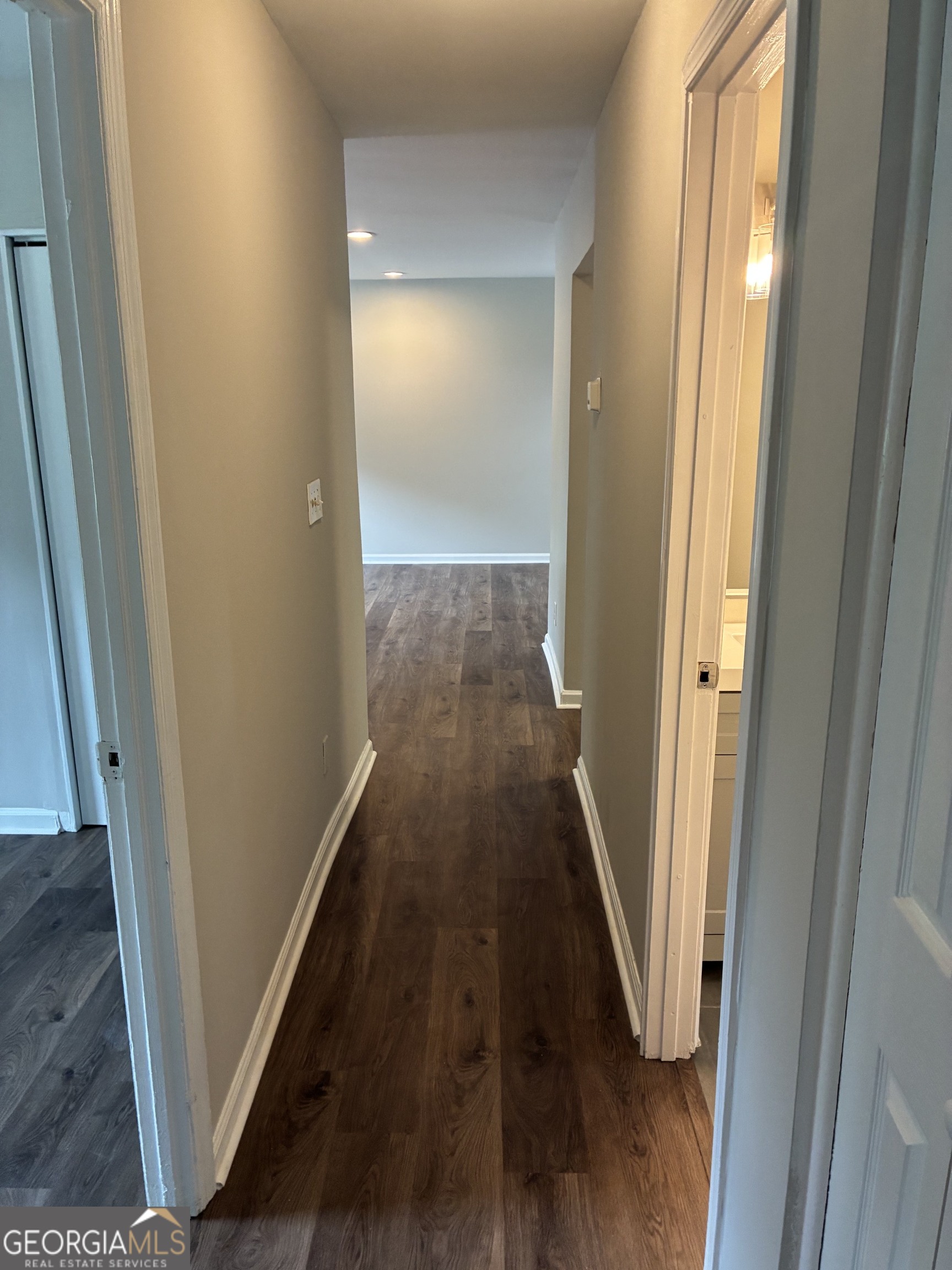 10572 Eagle Drive Property Photo 13