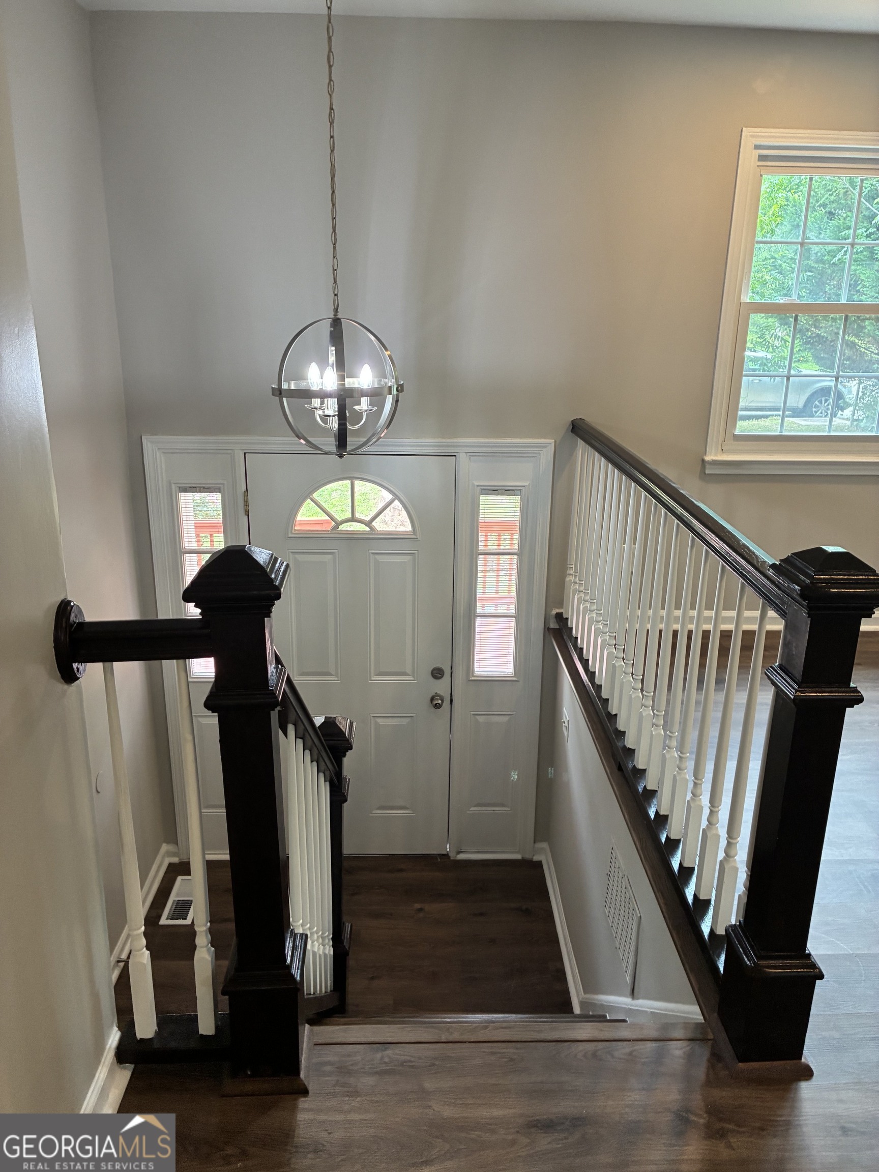 10572 Eagle Drive Property Photo 14