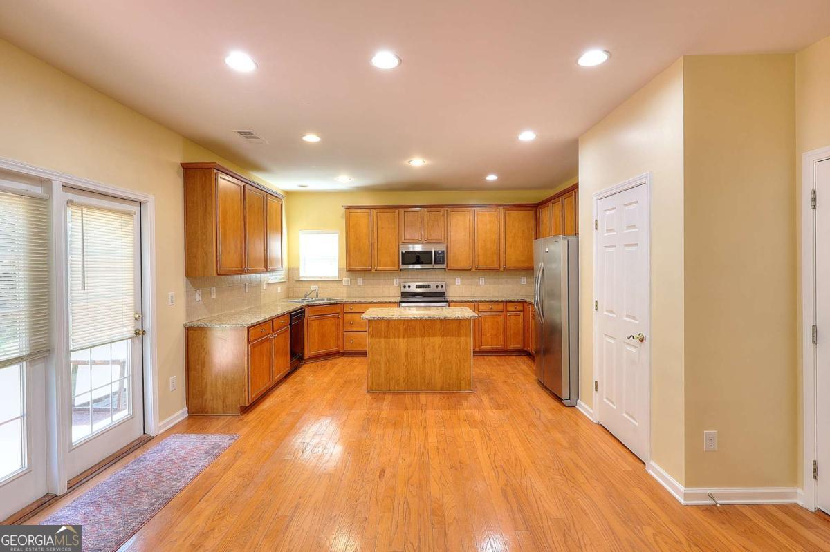 3387 Dogwood Pass Property Photo 10