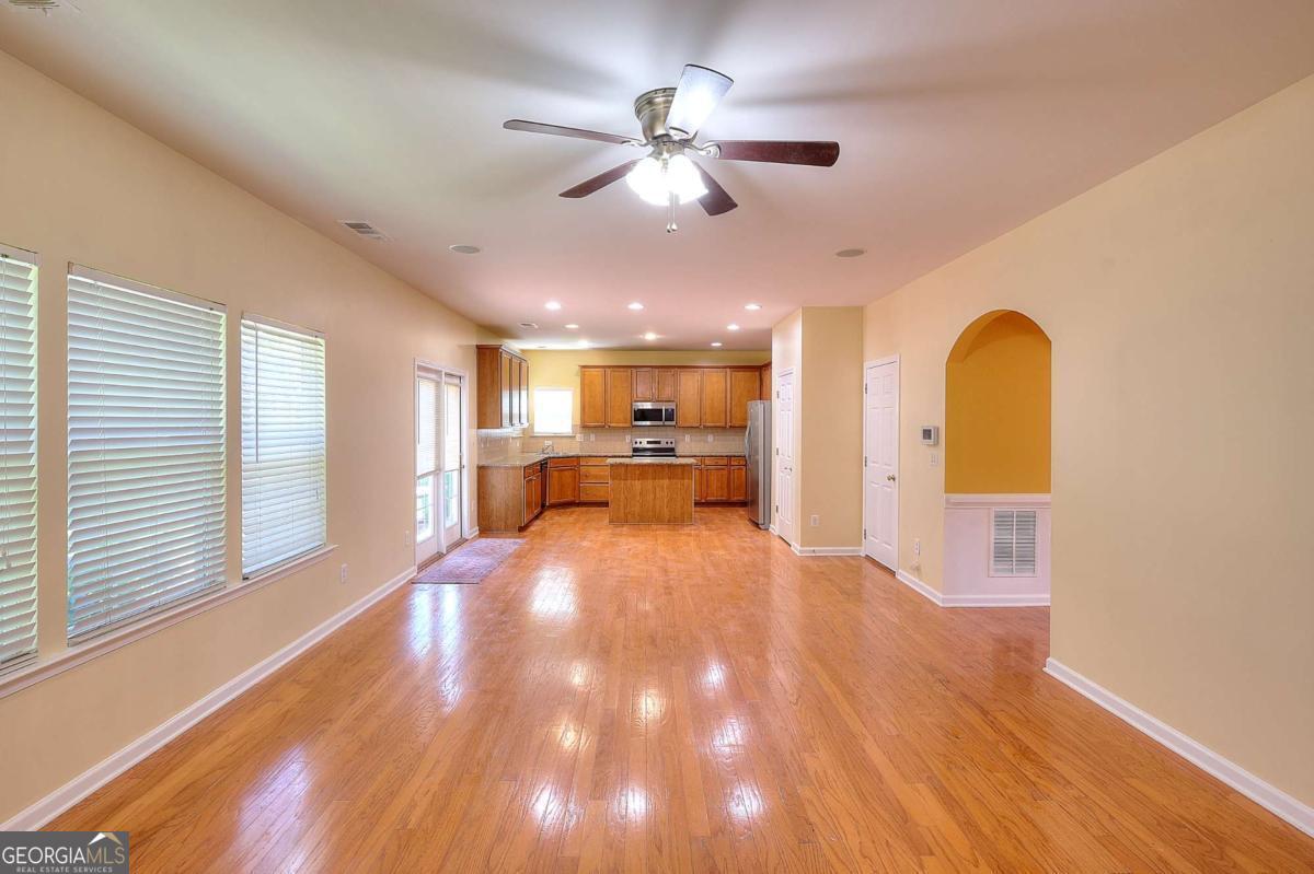 3387 Dogwood Pass Property Photo 14