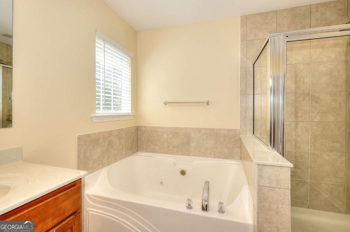 3387 Dogwood Pass Property Photo 42