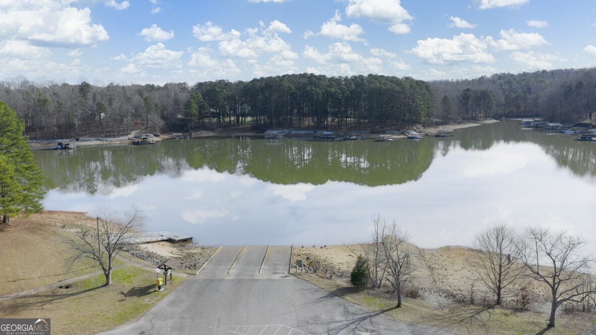 282 Grandview Drive Property Photo 4