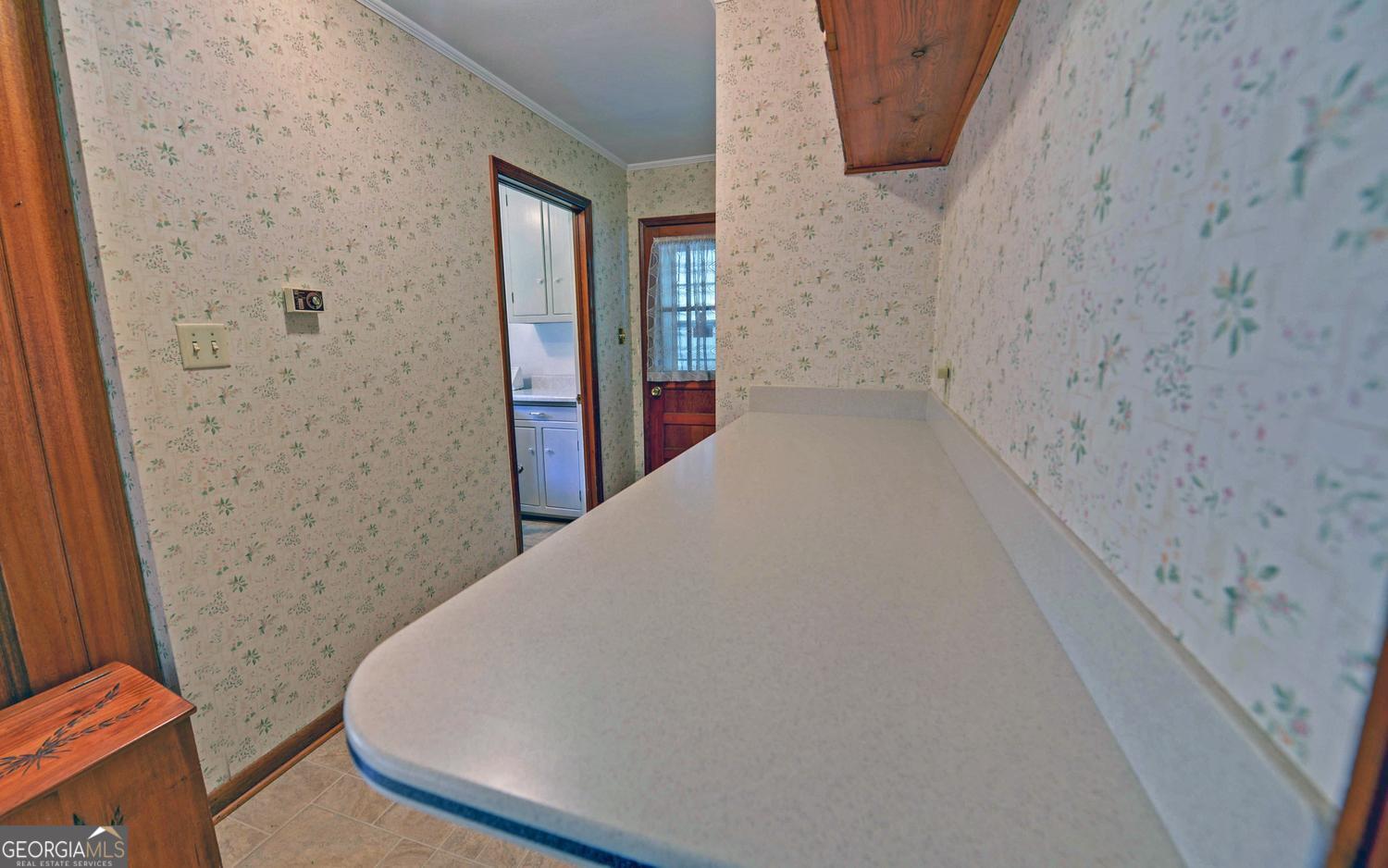 400 Harris Street Property Photo 13