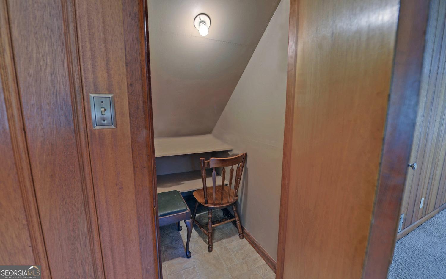 400 Harris Street Property Photo 14