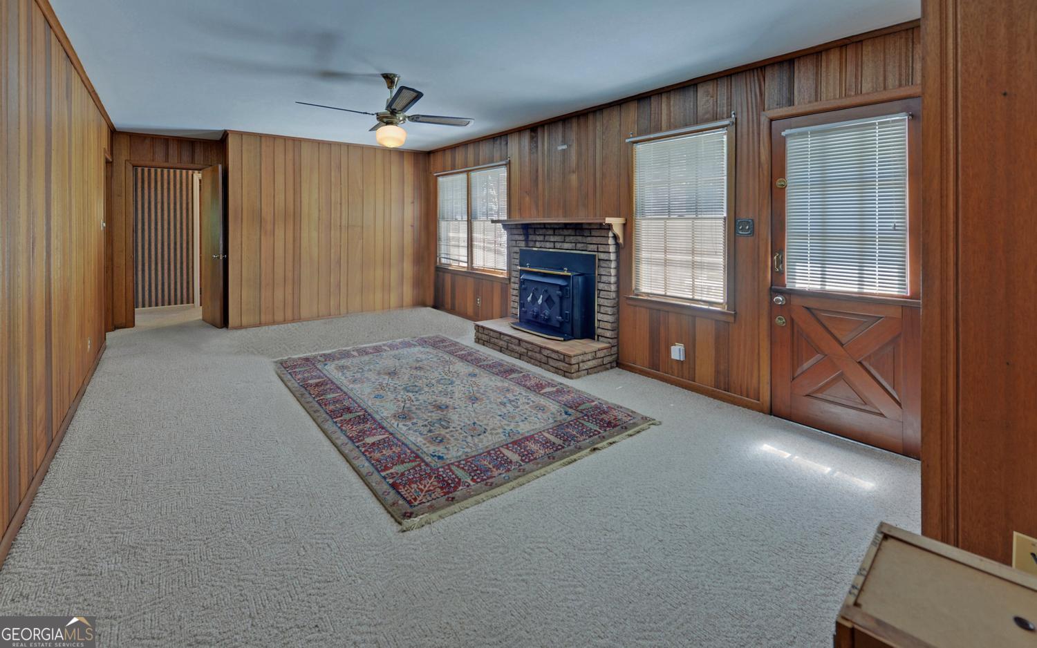 400 Harris Street Property Photo 15