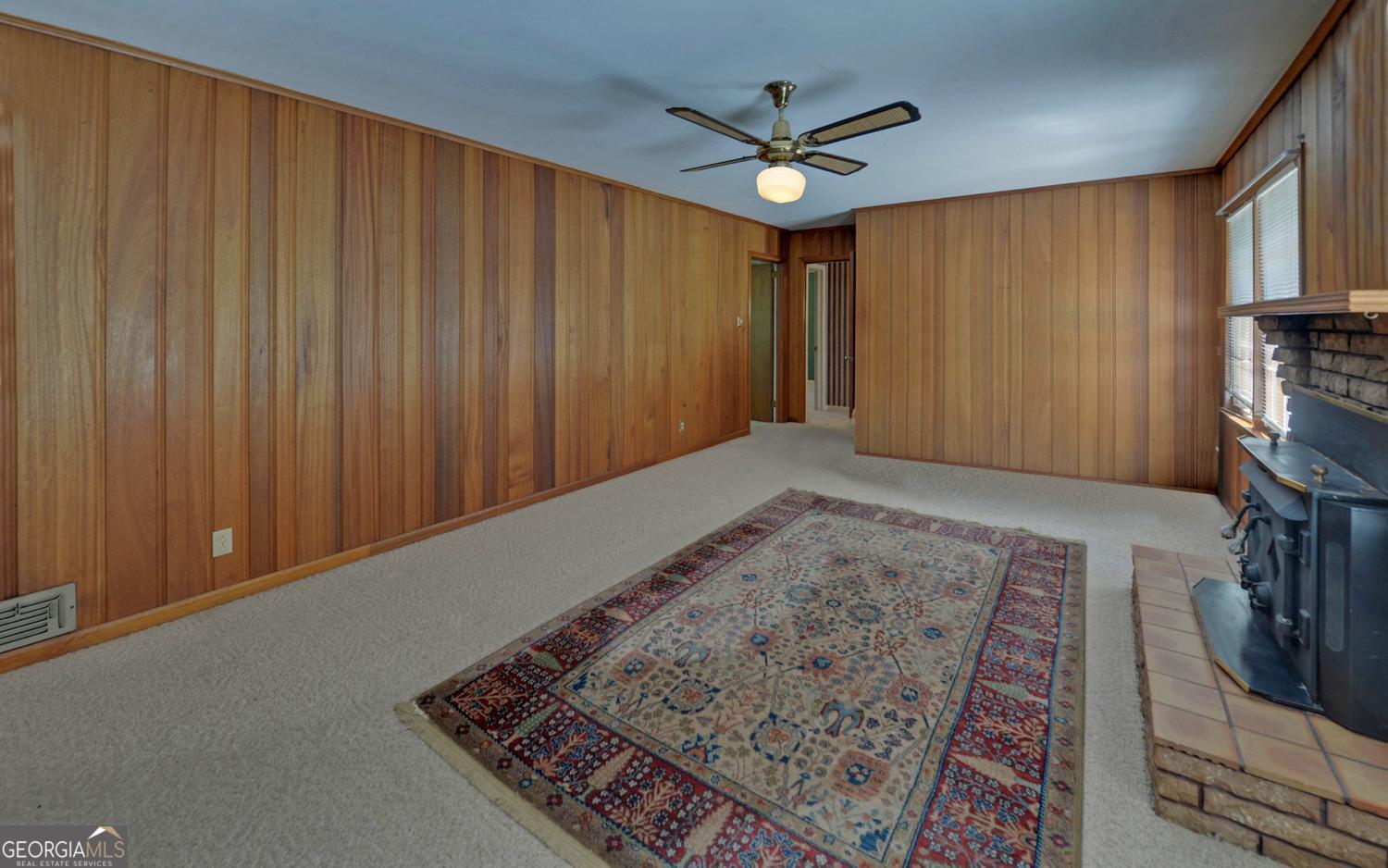 400 Harris Street Property Photo 17