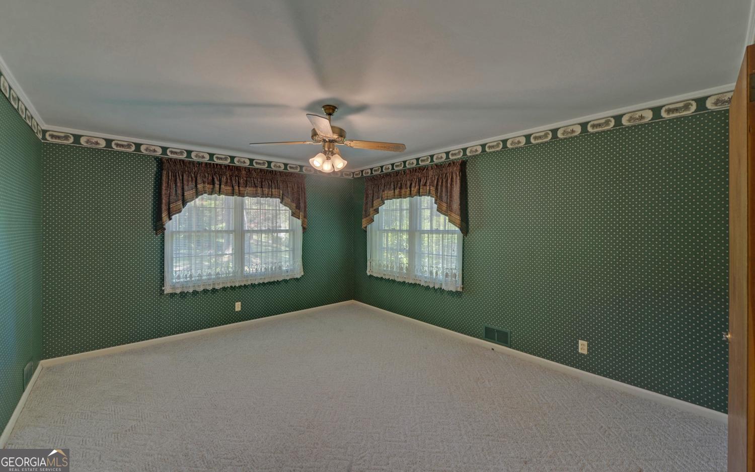 400 Harris Street Property Photo 20