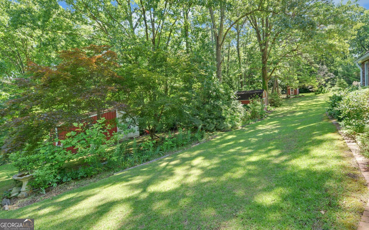 400 Harris Street Property Photo 45