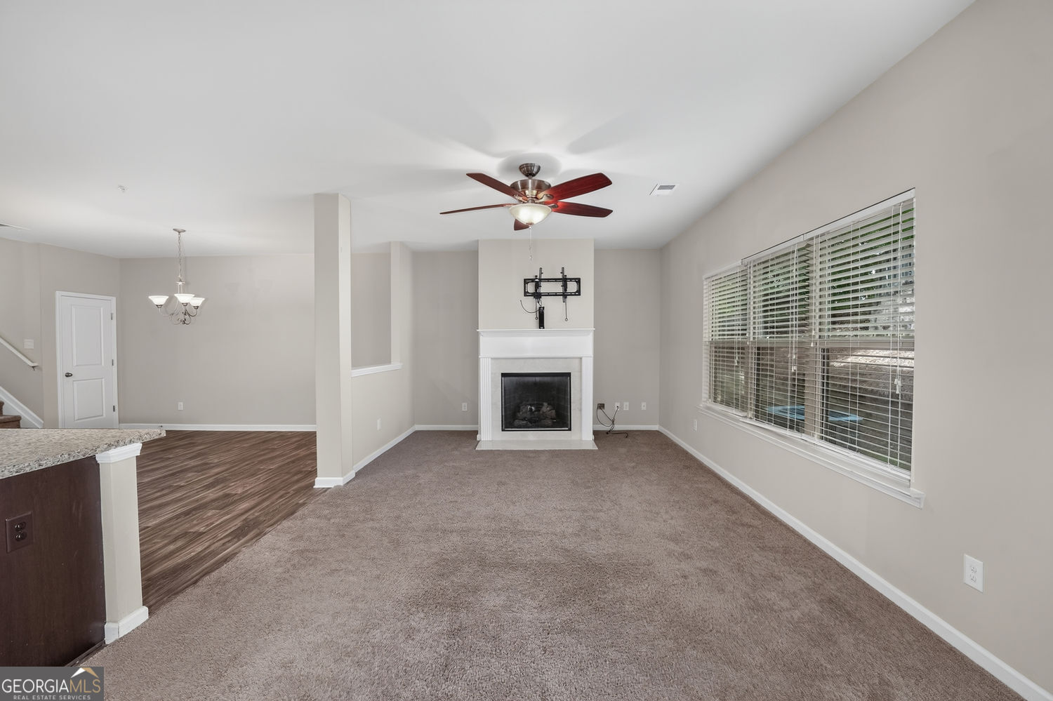 122 Oakview Passage Property Photo 15
