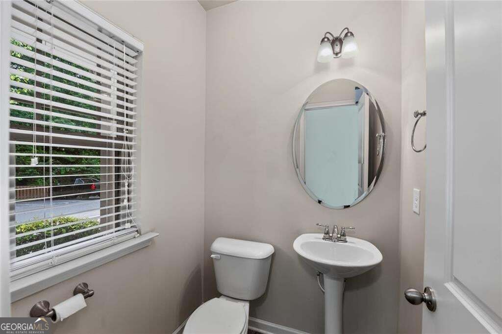 122 Oakview Passage Property Photo 21