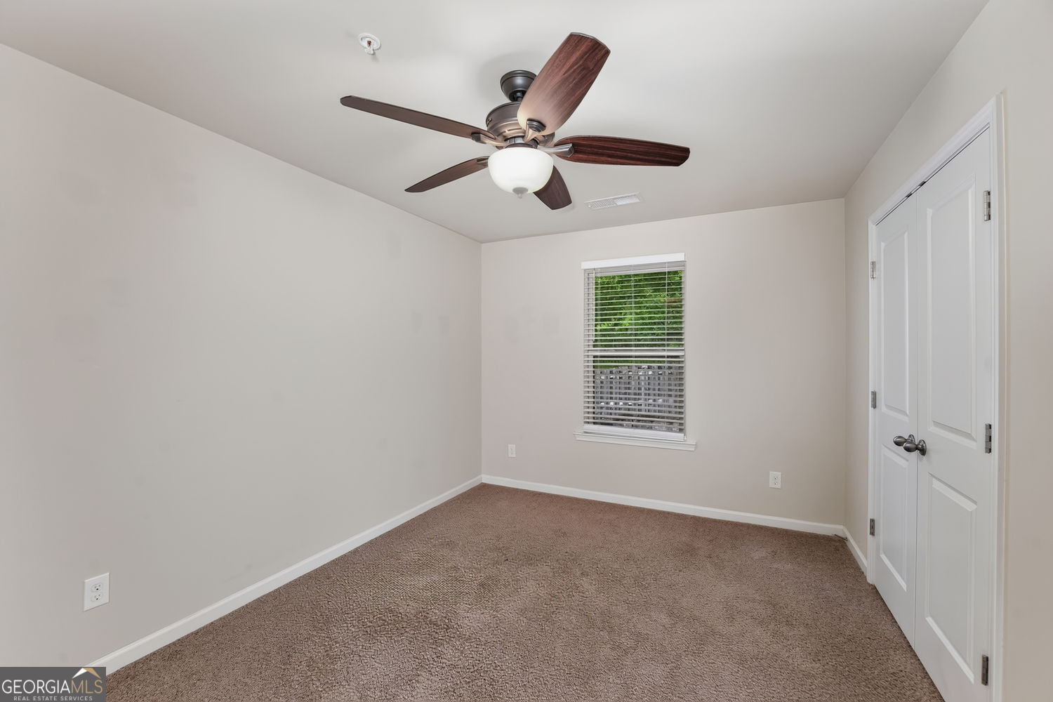 122 Oakview Passage Property Photo 26