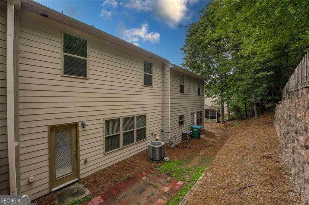 122 Oakview Passage Property Photo 32