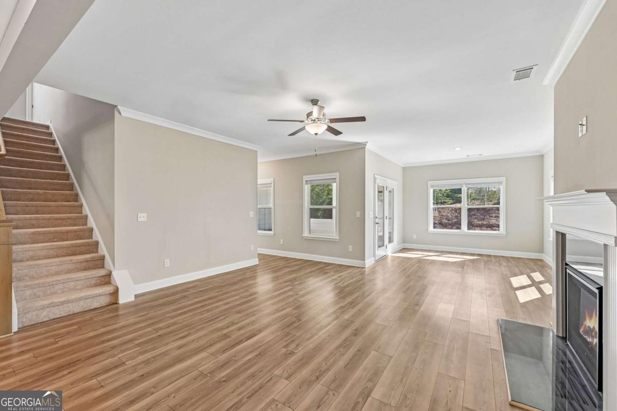 2606 Dorset Lane Property Photo 12