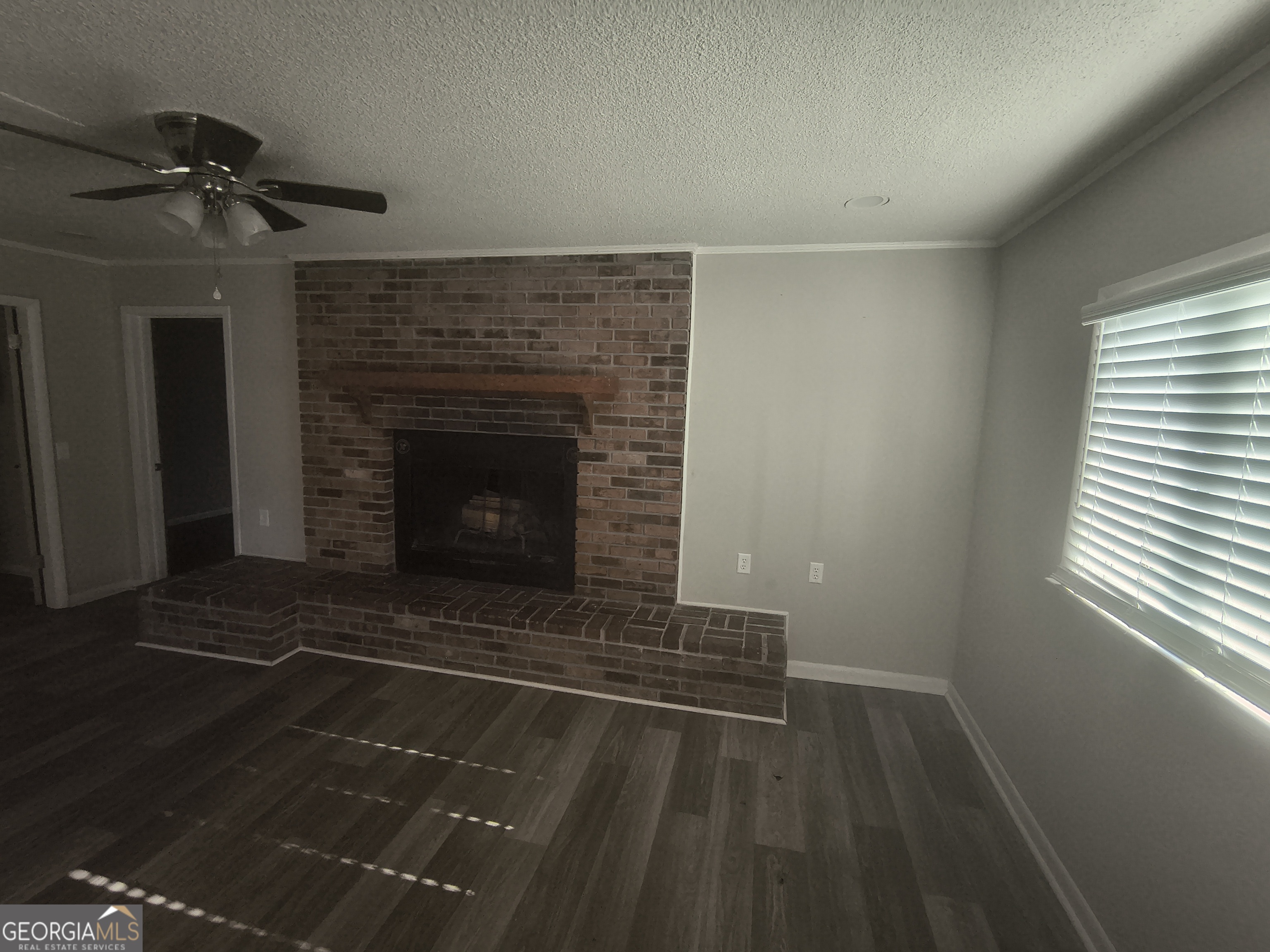 137 Weldon Way Property Photo 6