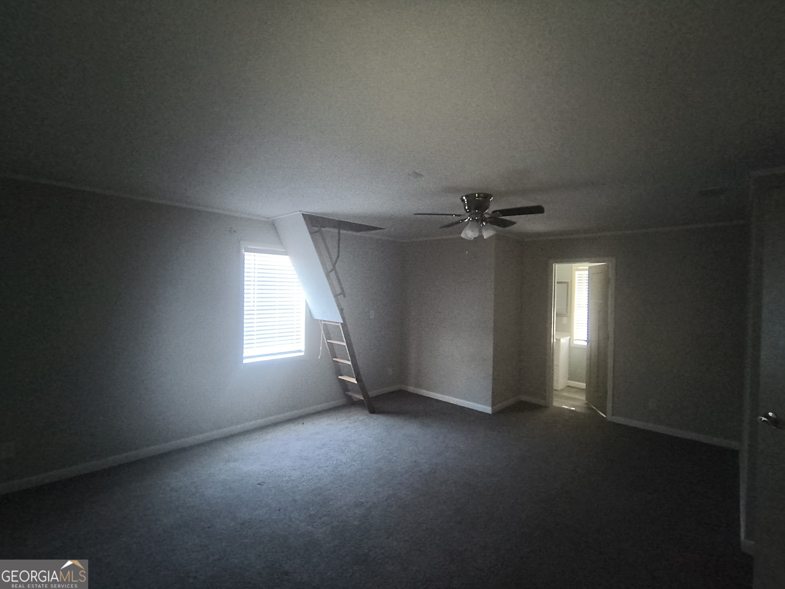 137 Weldon Way Property Photo 7