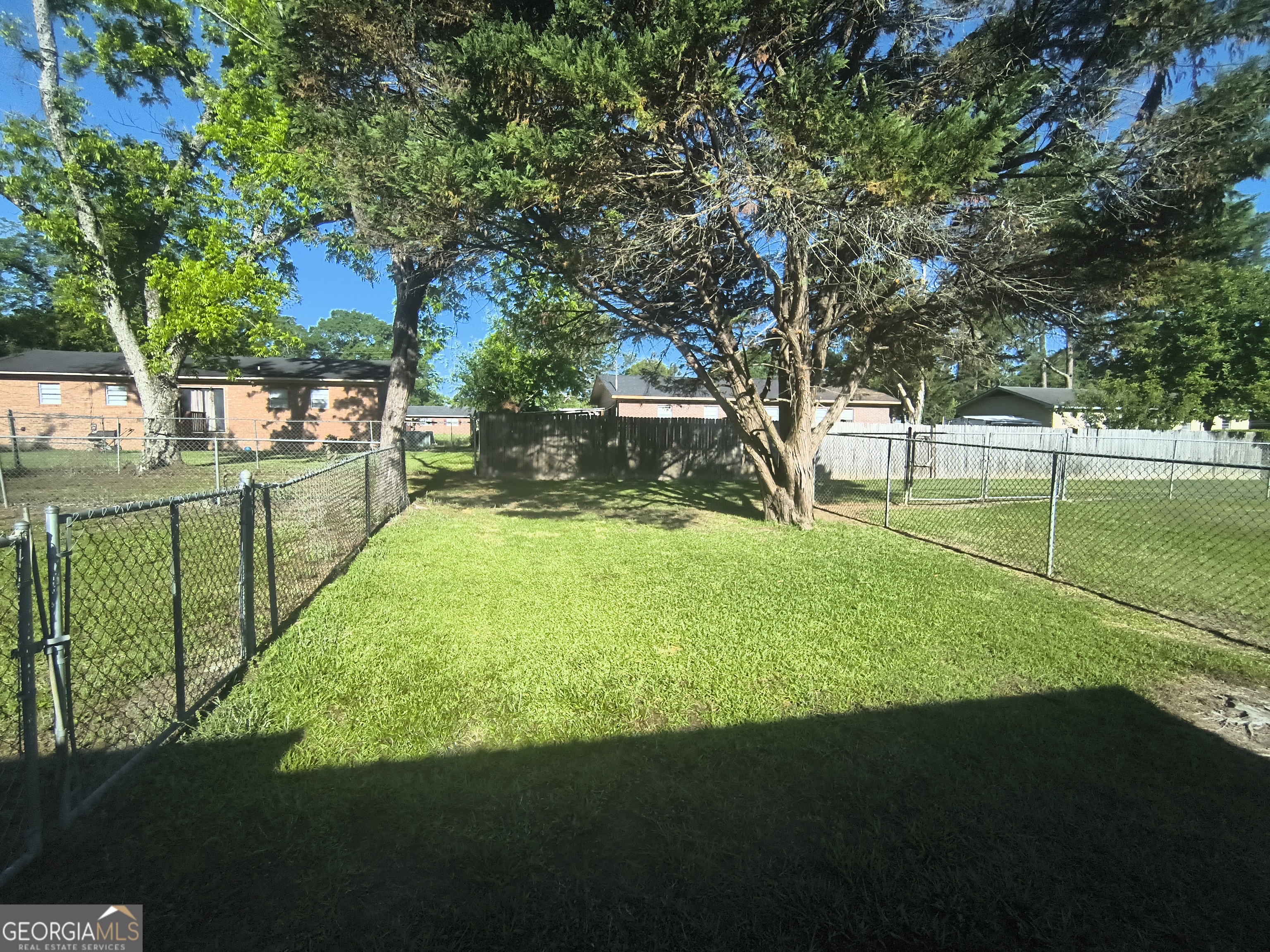 137 Weldon Way Property Photo 16