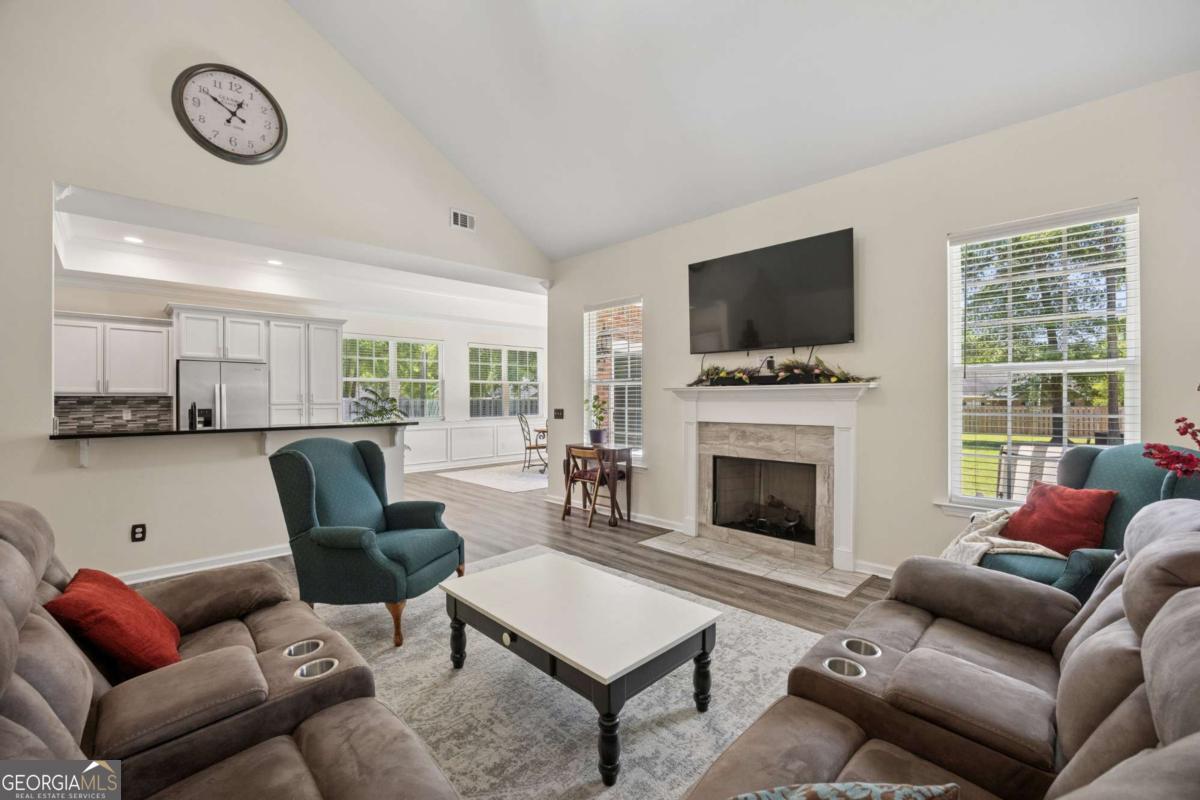 103 Mingledorff Court Property Photo 12