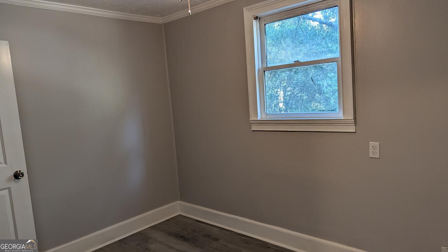 3444 Mogul Road Property Photo 4