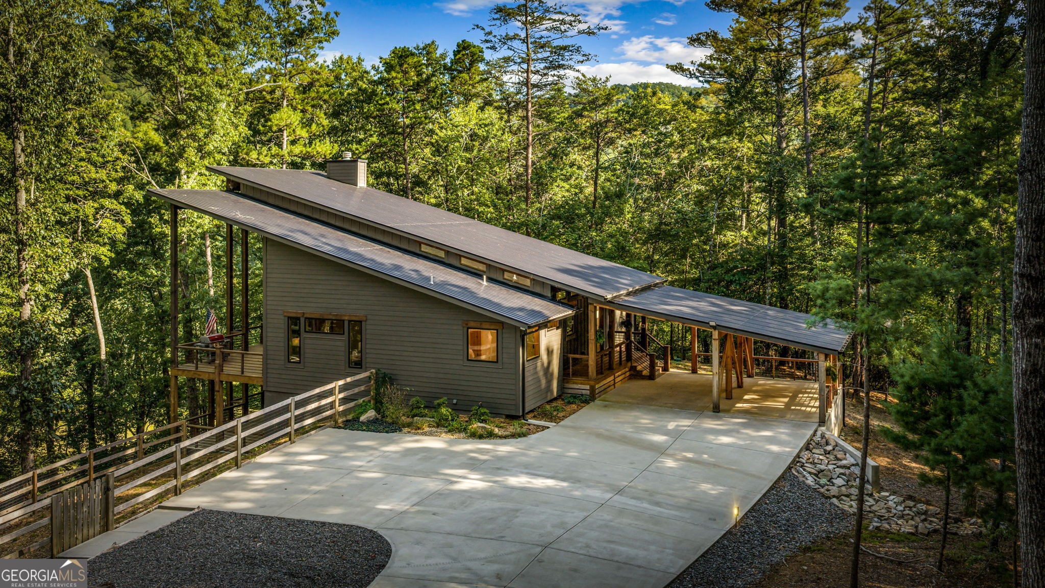 2632 Big Creek Road Property Photo 7