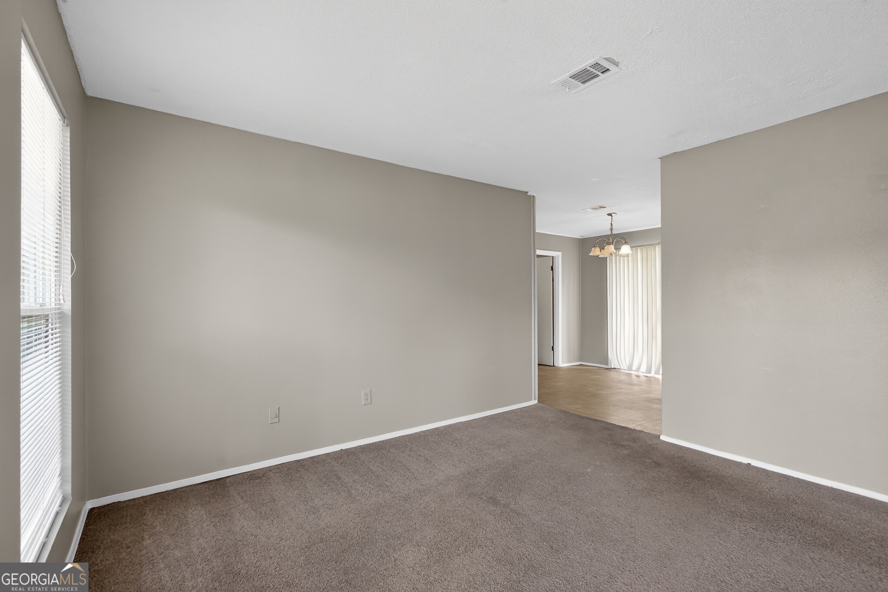 2542 Anthony Dejuan Parkway Property Photo 6