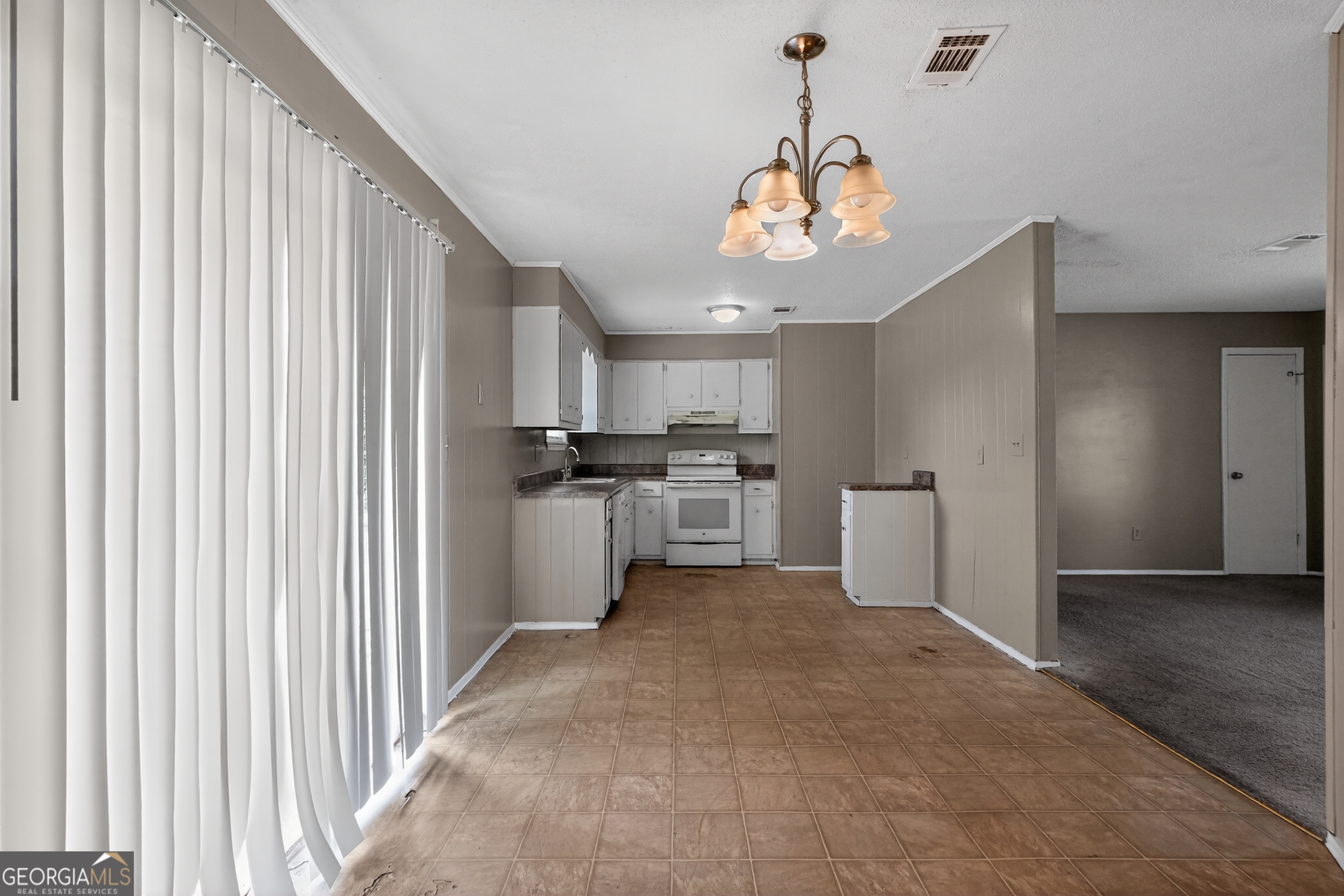 2542 Anthony Dejuan Parkway Property Photo 11