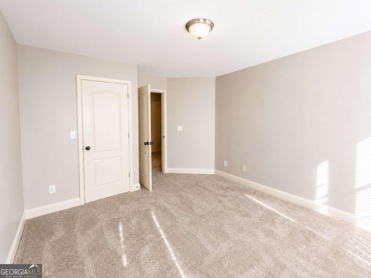 112 Village Lane Property Photo 11