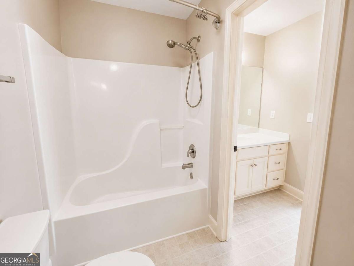 112 Village Lane Property Photo 13