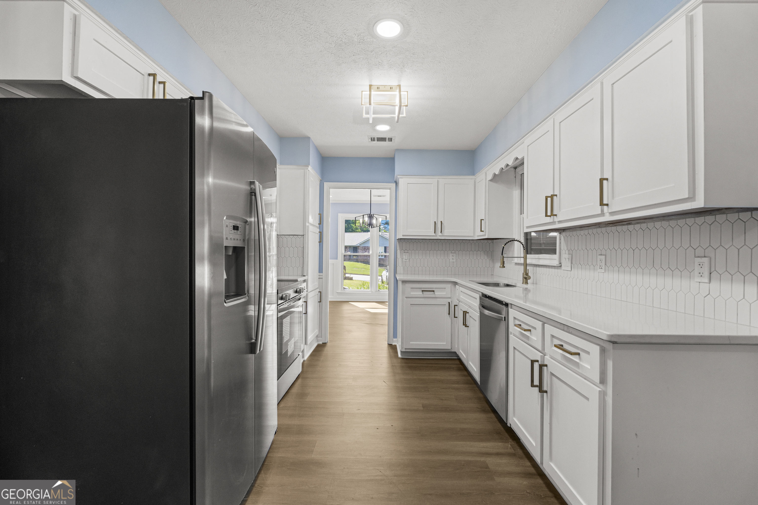 6020 Whitehaven Drive Property Photo 14