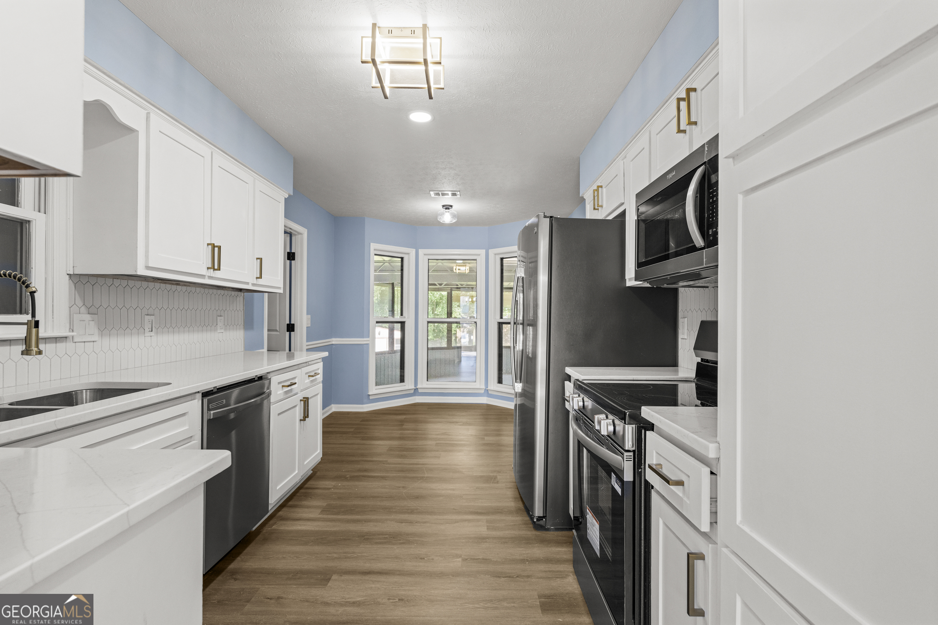 6020 Whitehaven Drive Property Photo 18