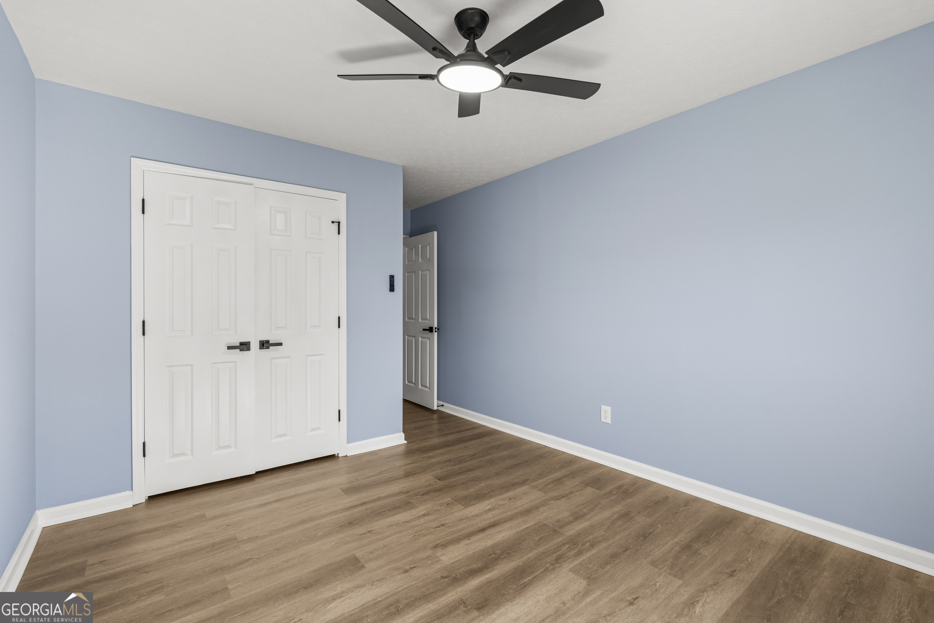 6020 Whitehaven Drive Property Photo 23
