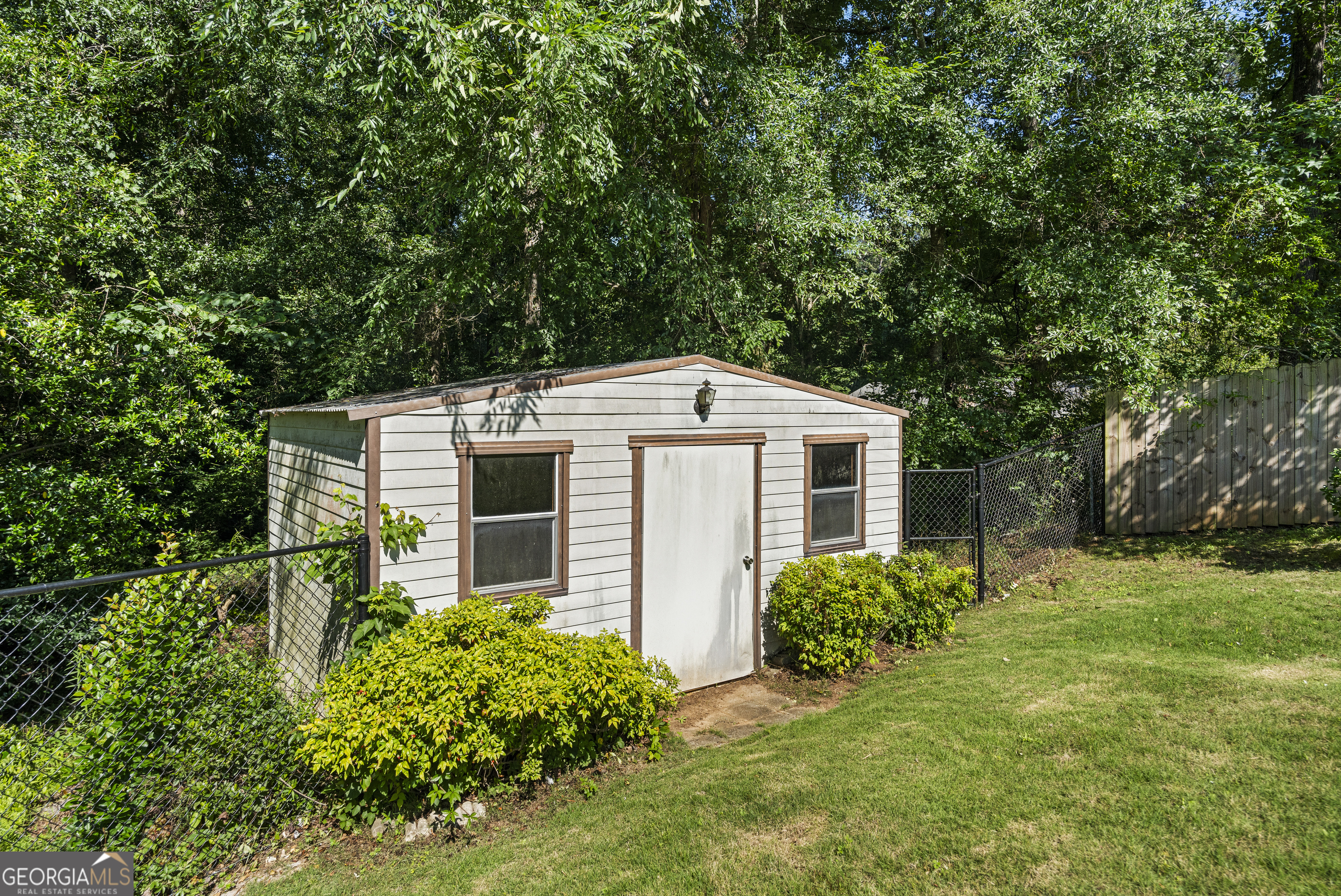 6020 Whitehaven Drive Property Photo 35