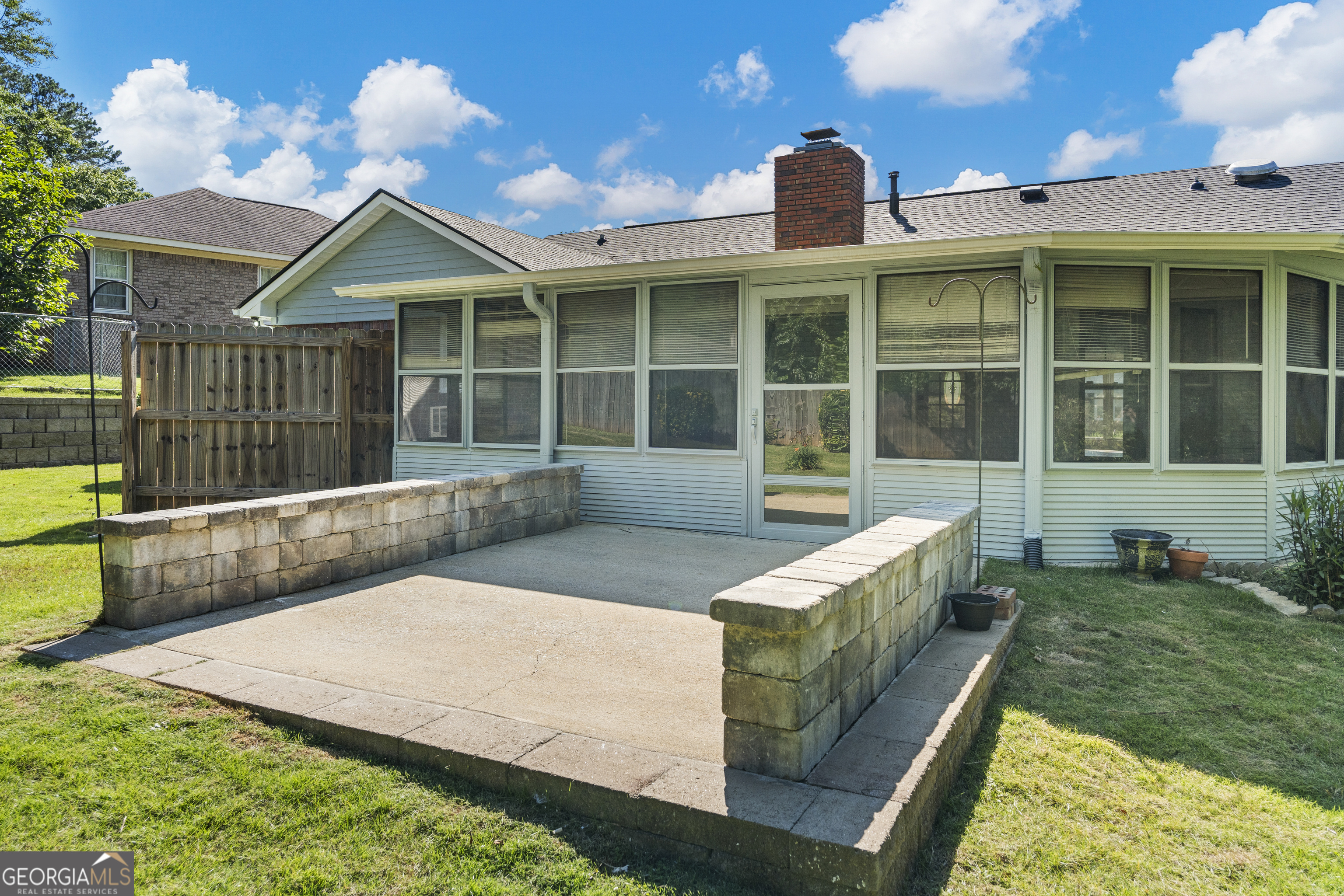 6020 Whitehaven Drive Property Photo 37