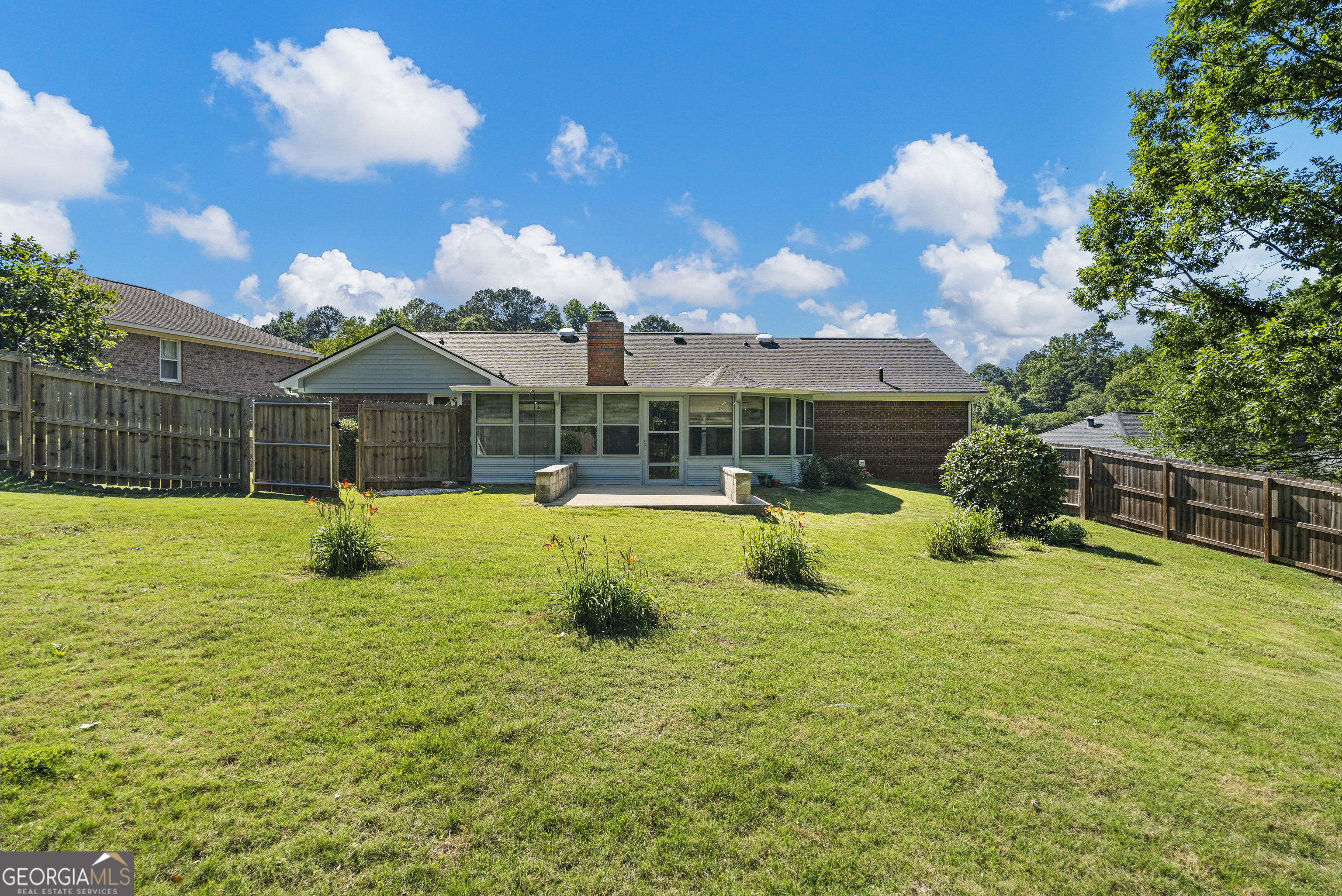 6020 Whitehaven Drive Property Photo 38