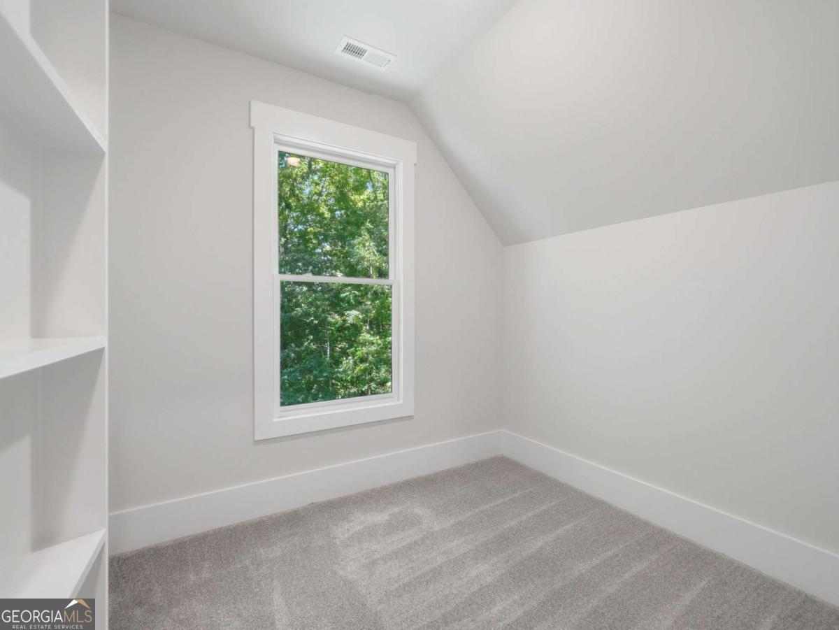 110 Old Avery Drive Property Photo 26