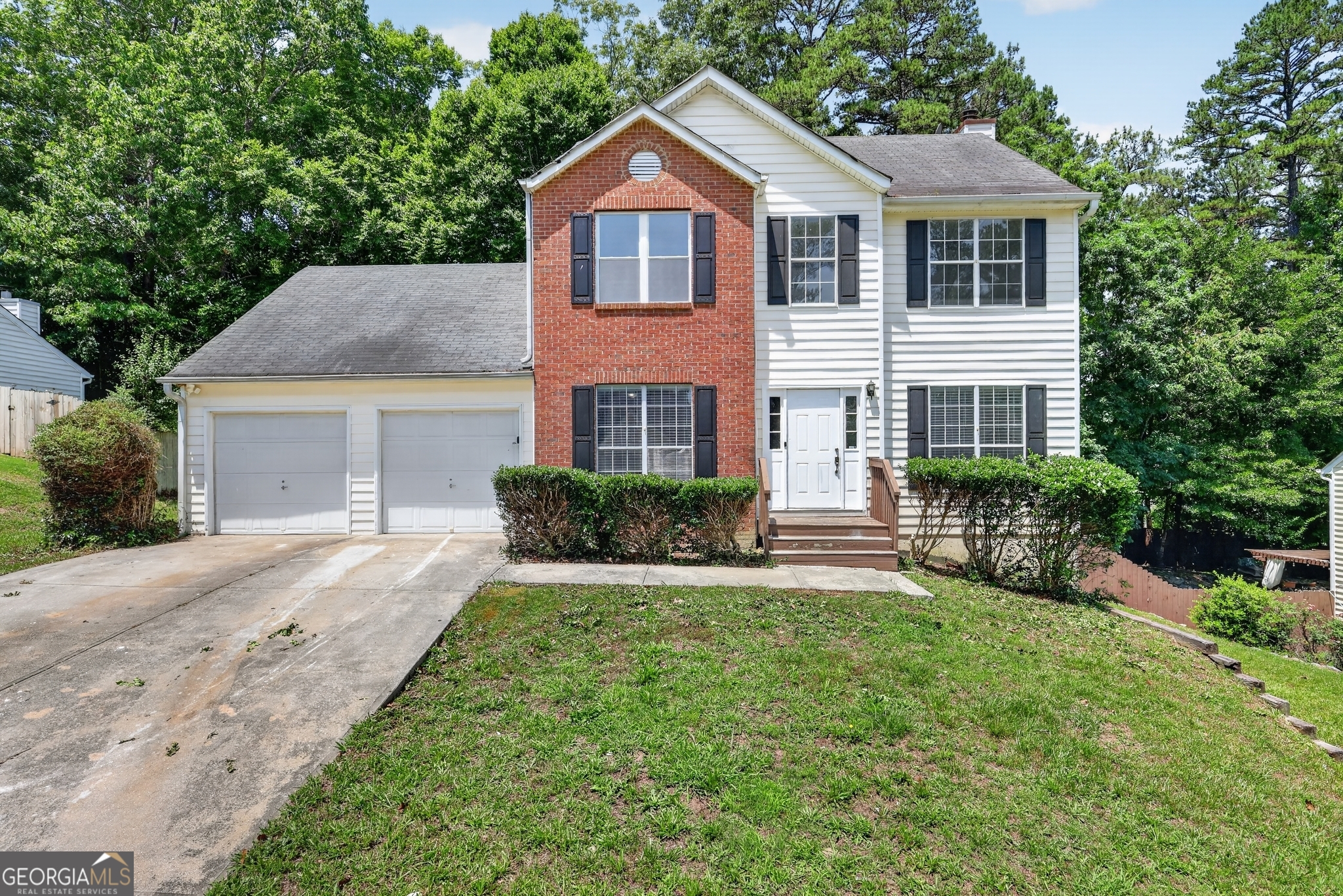 1121 Huntington Place Circle Property Photo 1