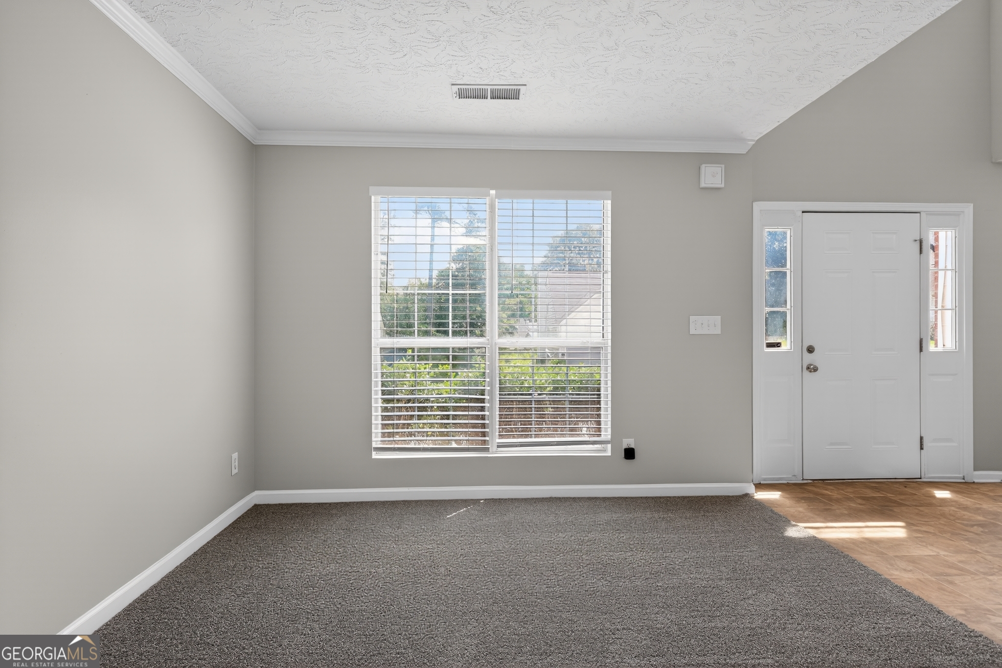 1121 Huntington Place Circle Property Photo 4