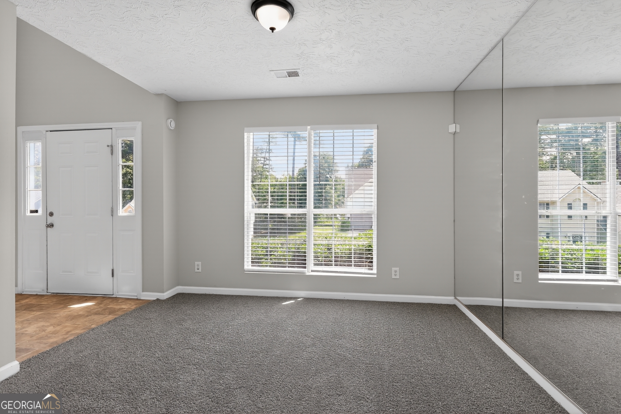 1121 Huntington Place Circle Property Photo 8