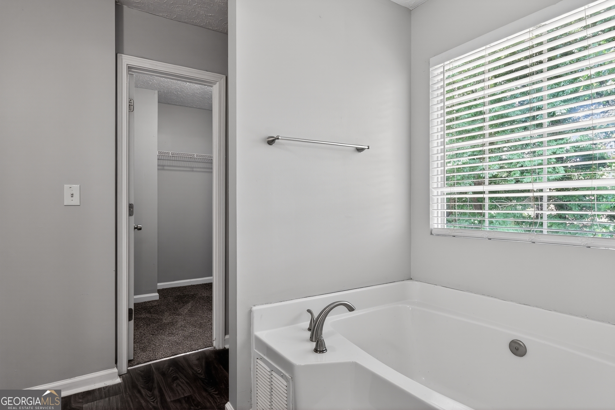 1121 Huntington Place Circle Property Photo 21