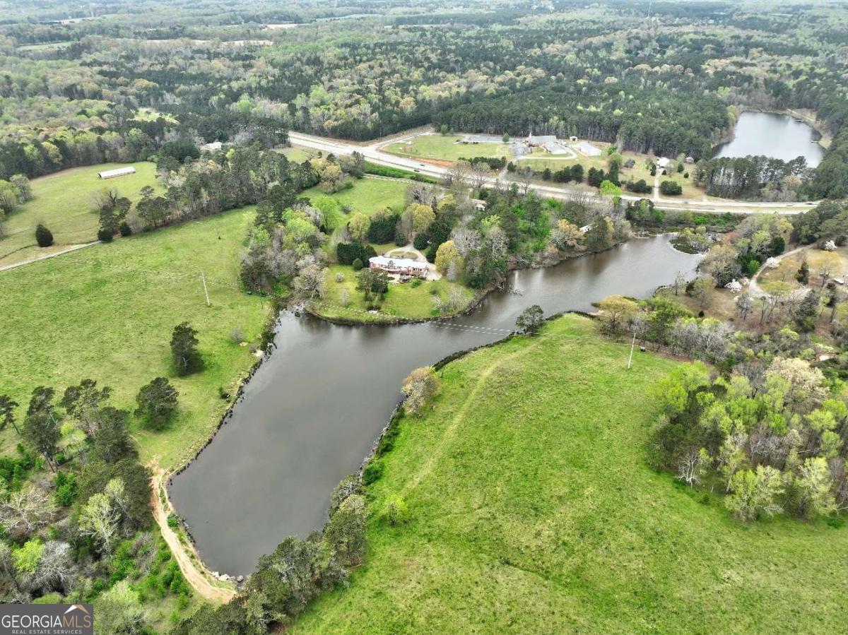 3571 Highway 20 W Property Photo 13